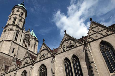 Bild: Andreaskirche-mit-Turm