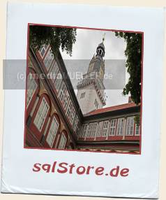 Blick-auf-Schlossturm-vom-Innenhof.jpg_ALT